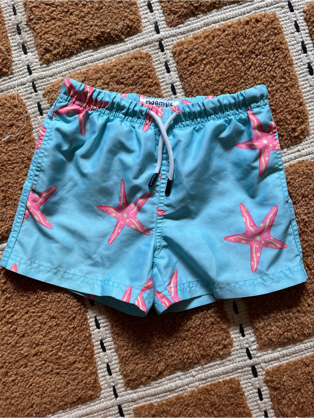 Maamgic boys 4T swim trunks blue starfish pink beach pool
